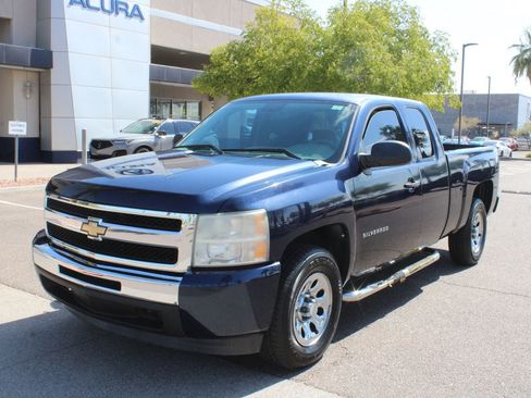 Used 2011 Chevrolet Silverado 1500 W/T w/ LS Package RWD image 12