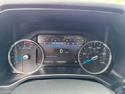 Used 2017 Ford F250 Lariat w/ Lariat Ultimate Package AWD/4WD image 20