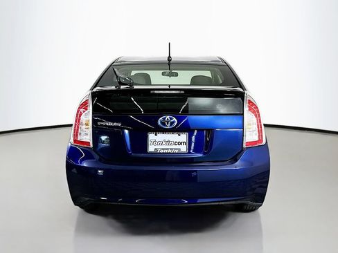 Used 2013 Toyota Prius Two FWD image 7