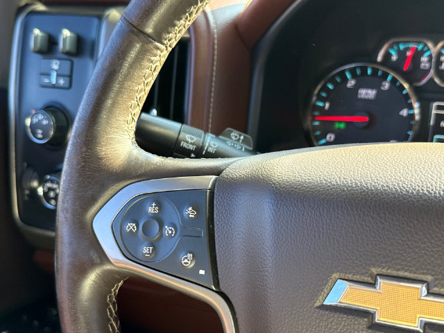 Used 2015 Chevrolet Silverado 2500 High Country w/ Duramax Plus Package AWD/4WD image 28