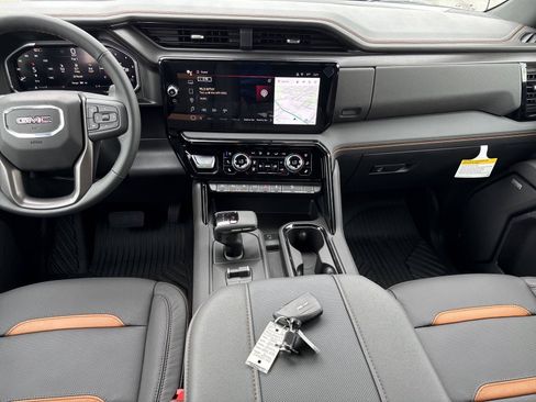 New 2026 GMC Sierra 1500 AT4 w/ AT4 Premium Package AWD/4WD image 14