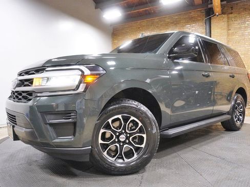 Used 2022 Ford Expedition XL AWD/4WD image 1