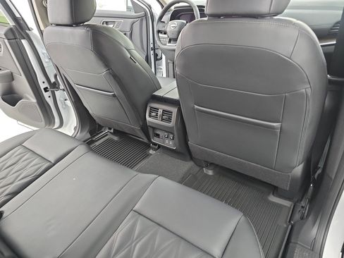New 2026 Nissan Rogue Platinum AWD/4WD image 11