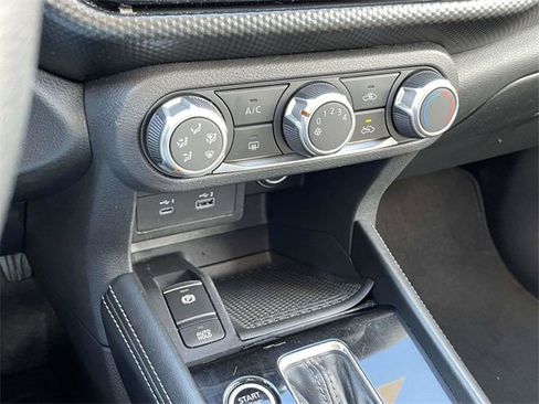 Used 2024 Nissan Kicks SV image 28