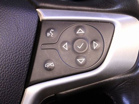 Used 2019 GMC Acadia SLE image 24