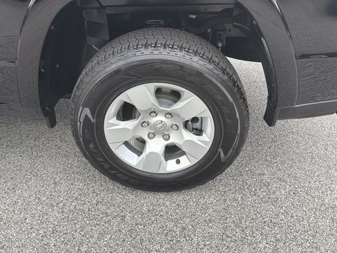 Used 2025 RAM 1500 Big Horn RWD image 23