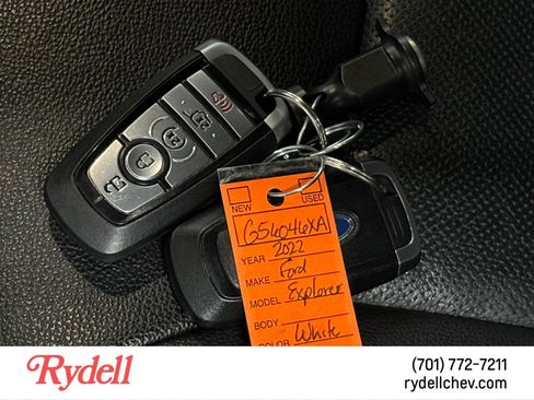Used 2022 Ford Explorer Limited AWD/4WD image 22
