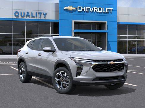 New 2026 Chevrolet Trax LT w/ Driver Confidence Package FWD image 21