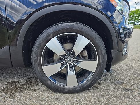 Used 2020 Volvo XC40 T5 Momentum AWD/4WD image 12