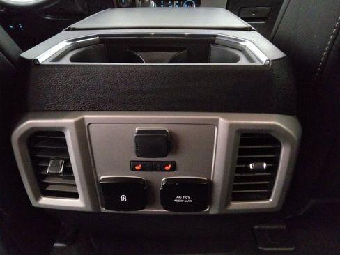 Used 2019 Ford F150 Lariat w/ Equipment Group 502A Luxury image 41