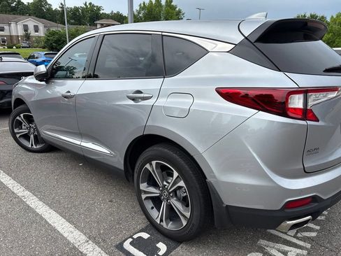 Used 2023 Acura RDX AWD w/ Advance Package image 5