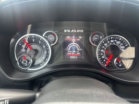 Used 2019 RAM 1500 Big Horn image 18