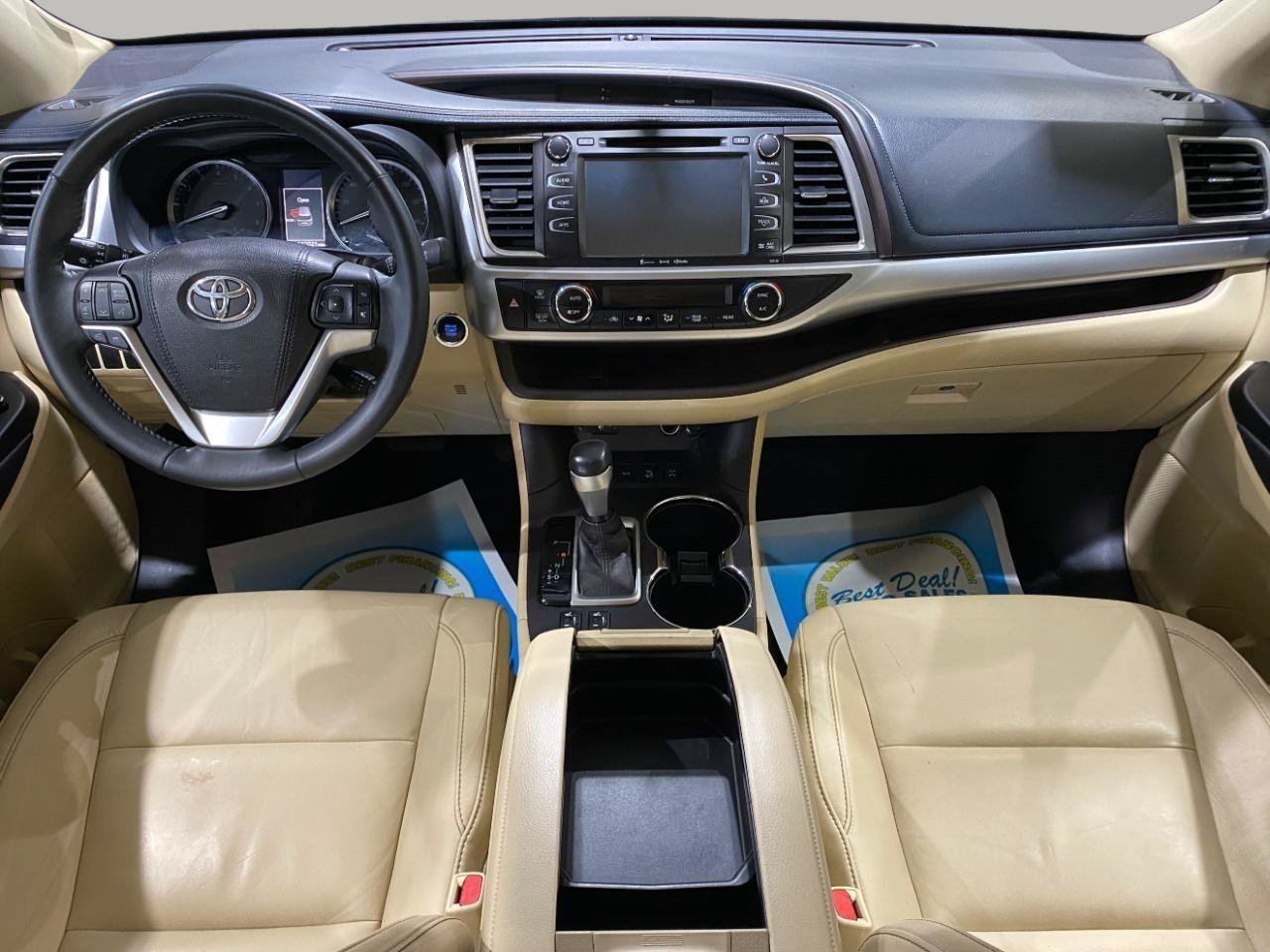 Used 2016 Toyota Highlander XLE AWD/4WD image 24