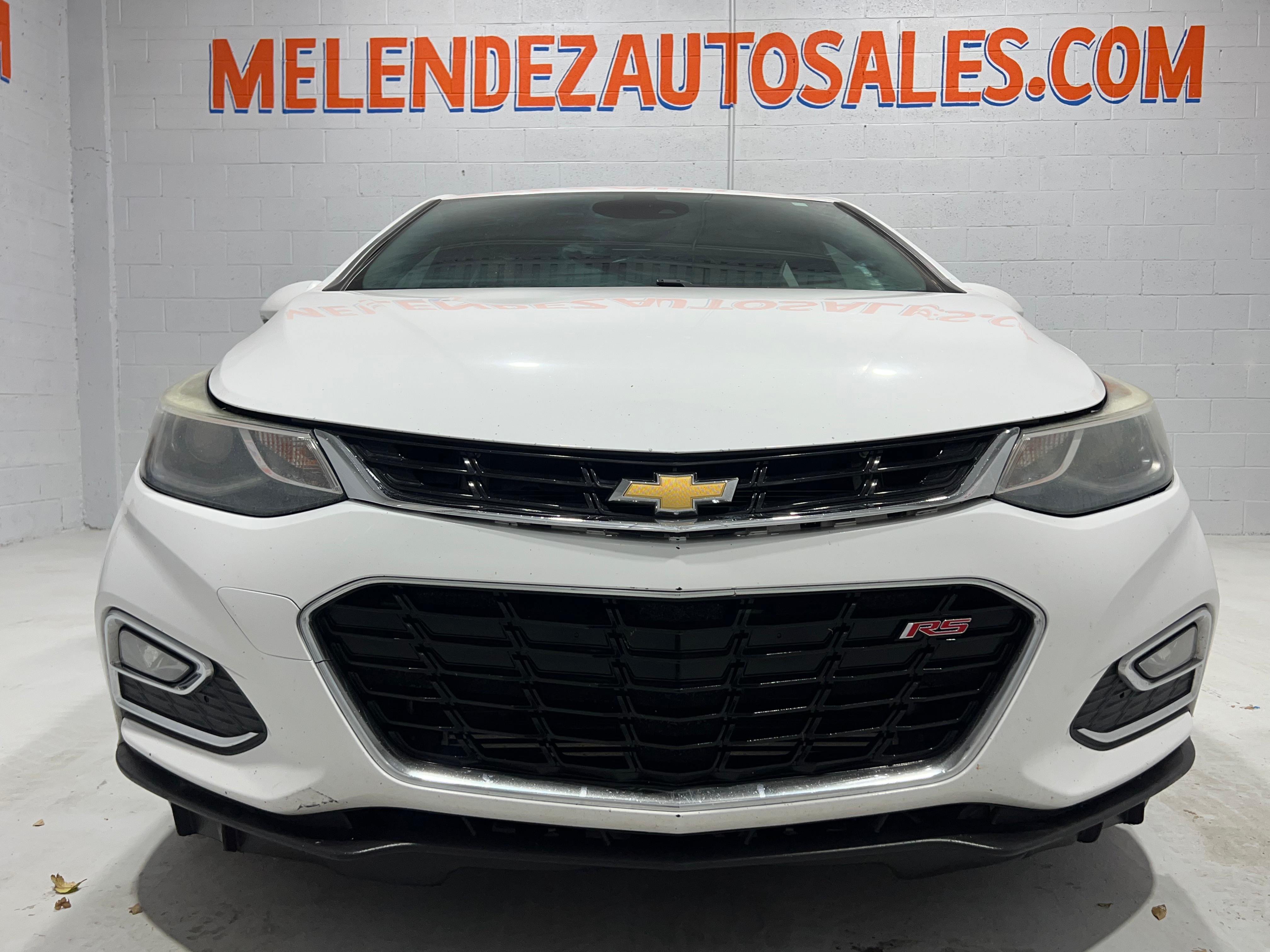 Used 2018 Chevrolet Cruze Premier FWD image 8