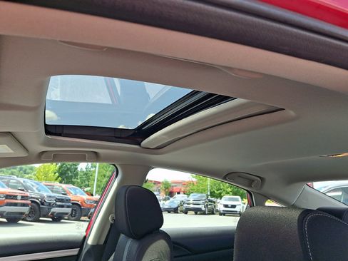 Used 2020 Honda Civic EX image 14