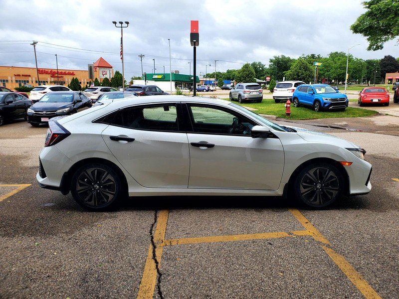 Used 2019 Honda Civic EX image 4