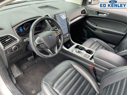 Used 2024 Ford Edge SEL image 4