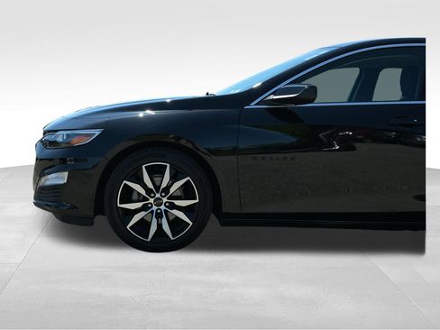 Used 2022 Chevrolet Malibu RS FWD image 5