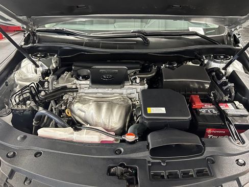 Certified 2016 Toyota Camry LE image 38