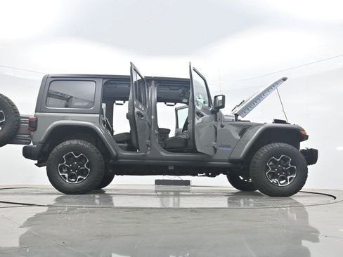 Used 2021 Jeep Wrangler Unlimited Rubicon 4xe w/ Steel Bumper Group image 37