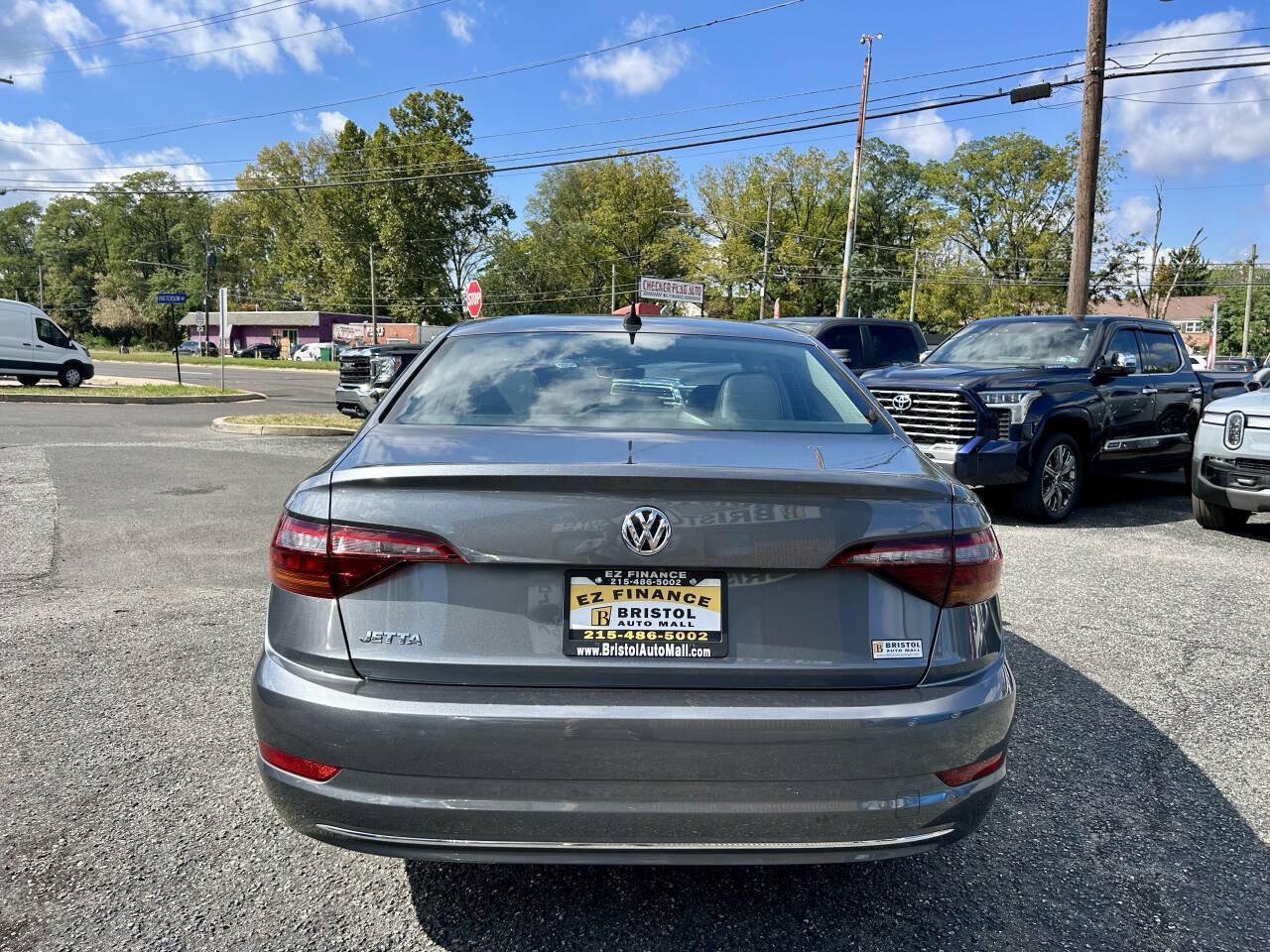Used 2019 Volkswagen Jetta SEL FWD image 4