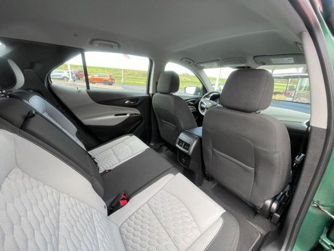 Used 2018 Chevrolet Equinox LS AWD/4WD image 14