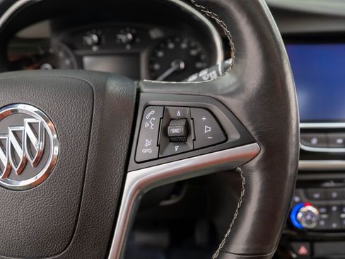 Used 2019 Buick Encore Essence image 20