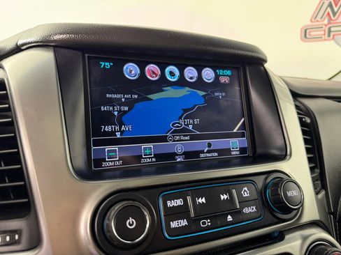 Used 2016 Chevrolet Suburban LT AWD/4WD image 18