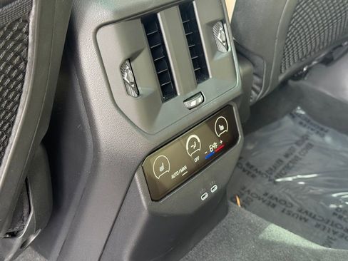 Used 2025 BMW X3 xDrive30i w/ Premium Package AWD/4WD image 18