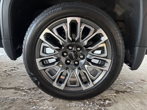 Used 2024 GMC Sierra 1500 Denali Ultimate image 44