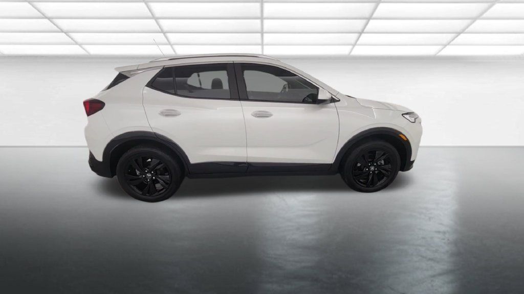 Used 2024 Buick Encore GX Sport Touring w/ Comfort Package AWD/4WD image 8