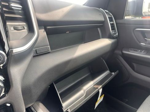 New 2025 RAM 1500 Big Horn AWD/4WD image 29