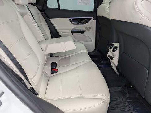 Certified 2026 Mercedes-Benz GLC 300 4MATIC image 37