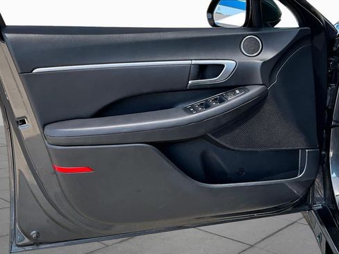 Used 2025 Hyundai Sonata SEL FWD image 21