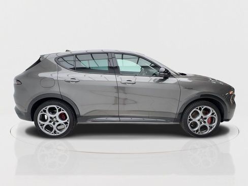 New 2024 Alfa Romeo Tonale Veloce AWD/4WD image 8