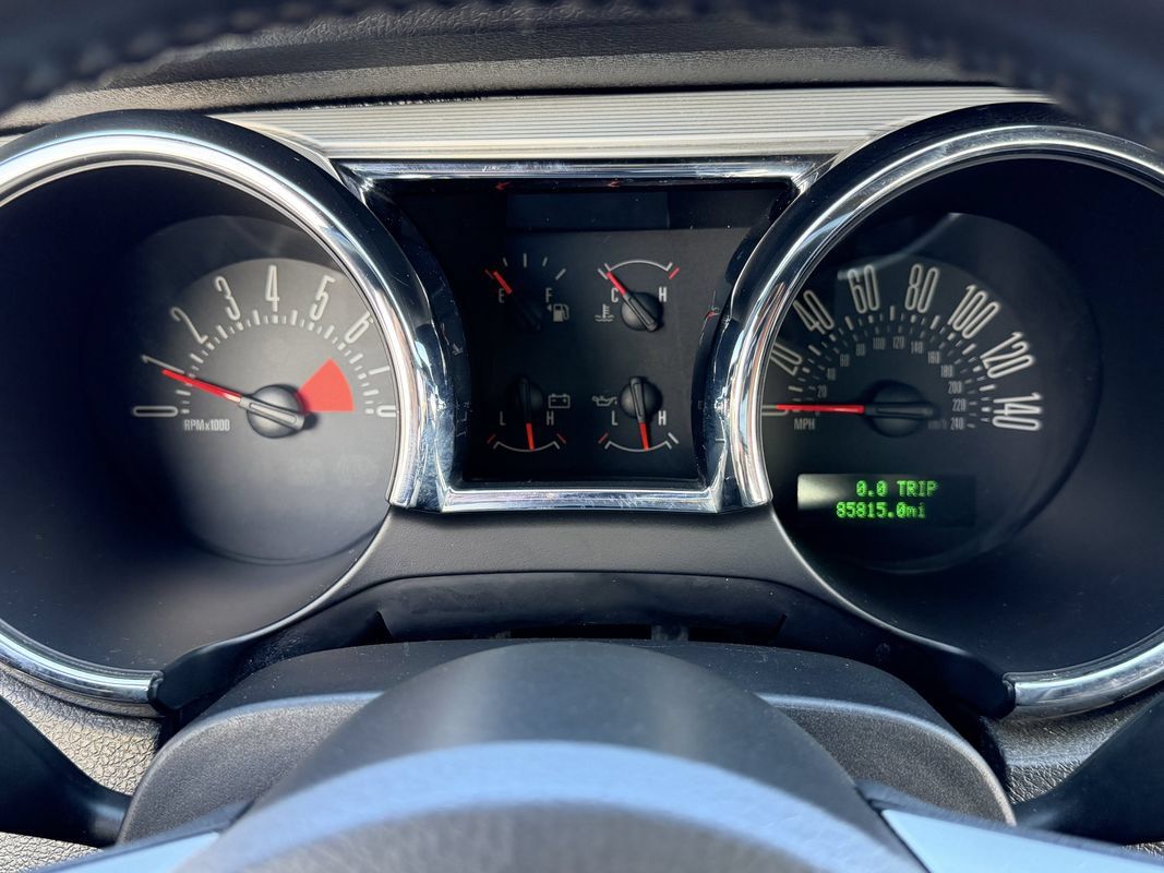 Used 2005 Ford Mustang GT RWD image 31