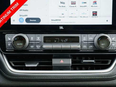 Certified 2024 Toyota Grand Highlander AWD image 23