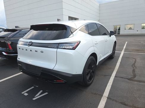 Used 2025 Nissan Murano SV AWD/4WD image 3