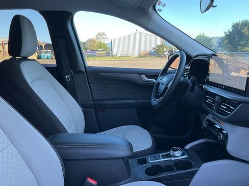 Used 2024 Ford Escape Active w/ Tech Pack #2 image 36