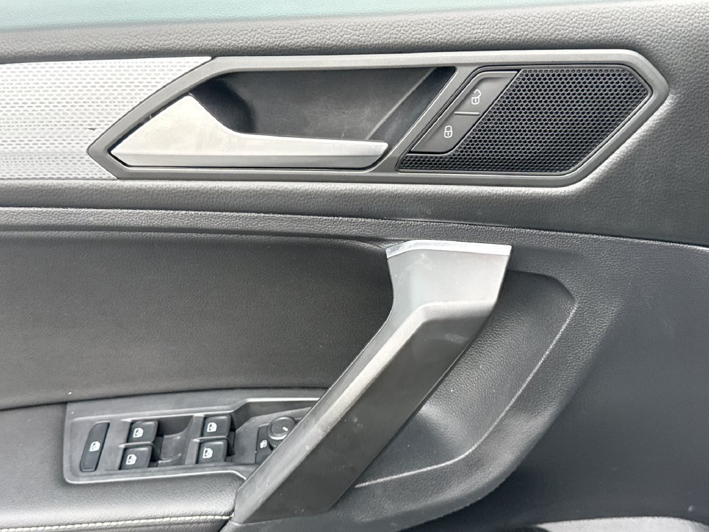Used 2022 Volkswagen Tiguan S AWD/4WD image 15