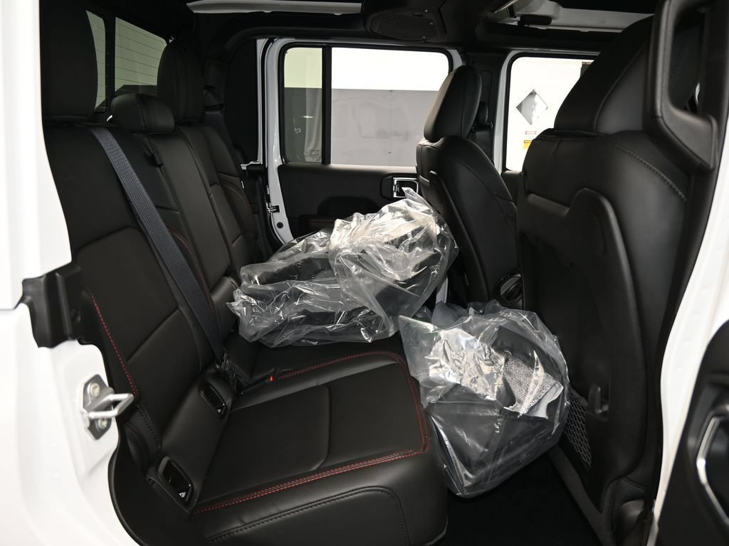 New 2026 Jeep Gladiator Rubicon AWD/4WD image 34