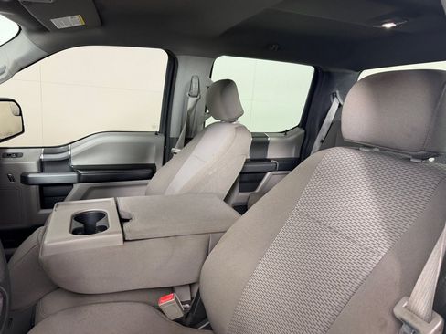Used 2018 Ford F150 XLT AWD/4WD image 12