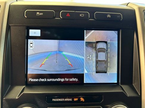 Used 2019 Ford F150 Platinum w/ Equipment Group 701A Luxury image 37