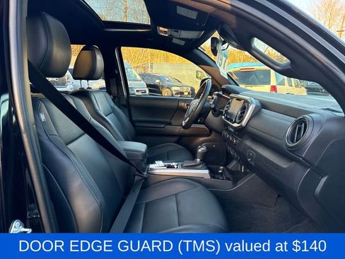 Used 2023 Toyota Tacoma Limited w/ Nightshade Package image 10