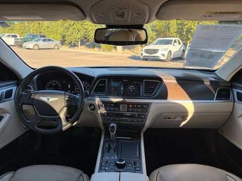 Used 2016 Hyundai Genesis 3.8 w/ Option Group 02 image 20