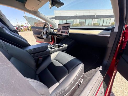 Used 2022 Tesla Model 3 RWD image 18