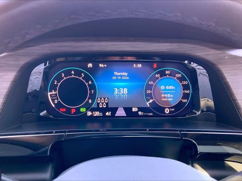 Used 2025 Volkswagen Atlas SEL Premium R-Line image 26