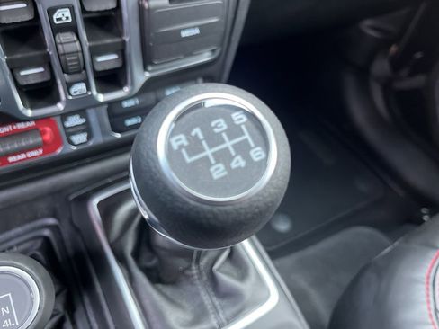 Used 2026 Jeep Wrangler Unlimited Rubicon AWD/4WD image 4