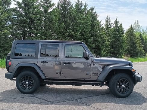 Used 2023 Jeep Wrangler Unlimited Sport AWD/4WD image 24