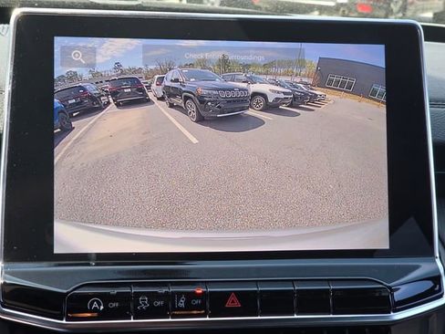 New 2026 Jeep Compass Latitude image 20